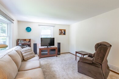 17 Lockness Dr, Nashua, NH 03062 - photo 4