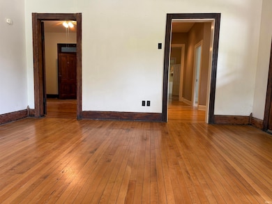 1131 W 6th St, Bloomington, IN 47404 - photo 7