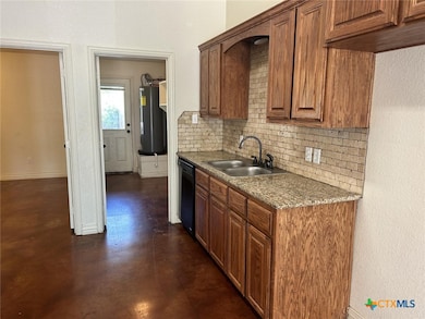 2306 Valley Forge Ave unit B, Temple, TX 76504 - photo 2