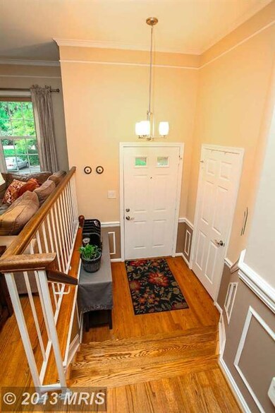 6826 Earthstar Ct, Springfield, VA 22152 - photo 4