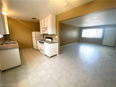 3200 Arlene Way unit A, Las Vegas, NV 89108 - photo 7