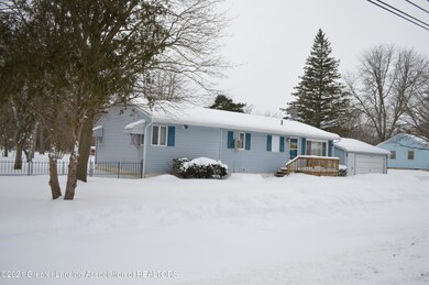 617 W Northrup St, Lansing, MI 48911 - photo 2