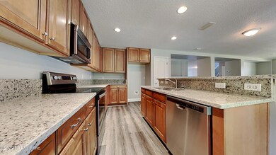 11671 Spring Board Dr, Jacksonville, FL 32218 - photo 3