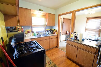 5 Kitchen