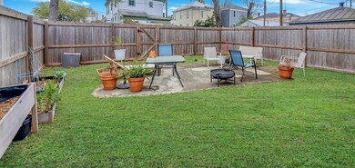 310 W 36th St, Savannah, GA 31401 - photo 5