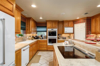 505 Darryl Dr, Denison, TX 75021 - photo 5