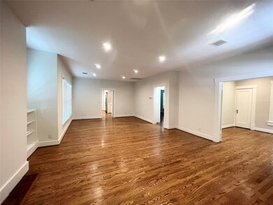 1540 Sul Ross St, Houston, TX 77006 - photo 6