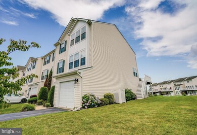 179 S Savanna Dr, Pottstown, PA 19465 - photo 2