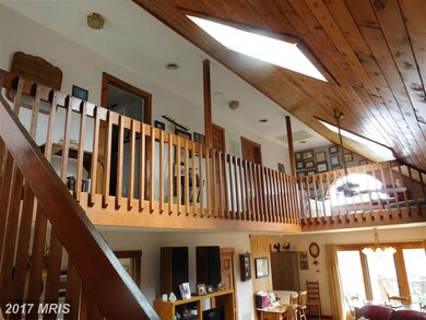 1204 N Timber Ridge Rd, Cross Junction, VA 22625 - photo 7