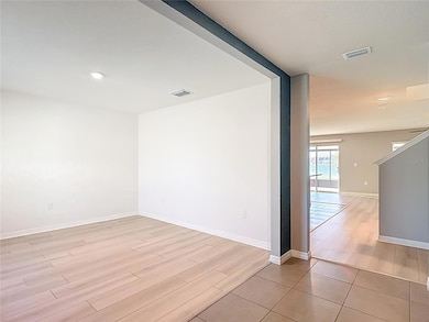 8075 Broad Pointe Dr, Zephyrhills, FL 33540 - photo 6