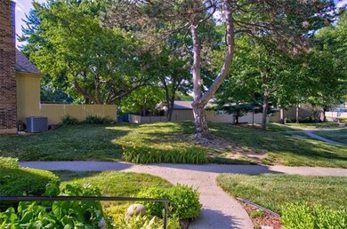 8063 Monrovia St, Lenexa, KS 66215 - photo 3