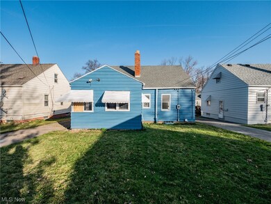 20608 Hansen Rd, Maple Heights, OH 44137 - photo 6