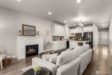 10232 17th Ave SW, Seattle, WA 98146 - photo 6