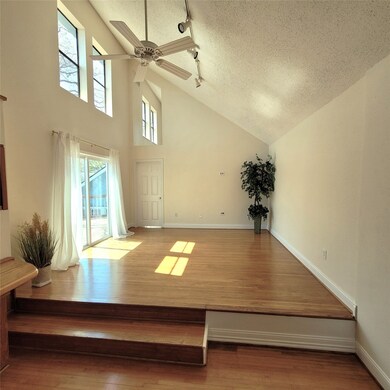 914 Heights Blvd unit D, Houston, TX 77008 - photo 4