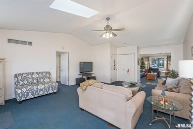 4201 Jersey Ridge Rd, Davenport, IA 52807 - photo 6