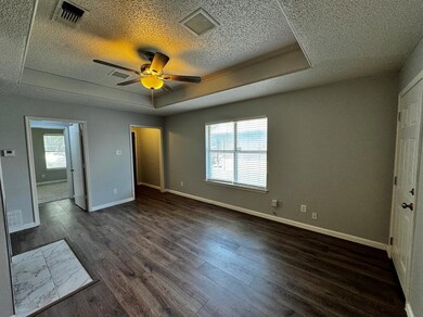 215 Matt Place, Grand Prairie, TX 75051 - photo 6