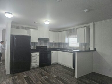 83 Stebbins Dr unit 9, Winter Haven, FL 33884 - photo 2