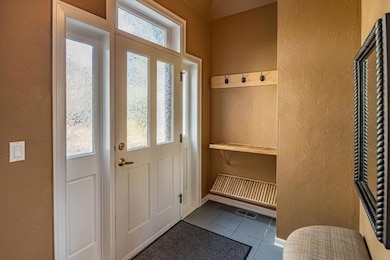 57022 Peppermill Cir unit 21-E, Sunriver, OR 97707 - photo 2