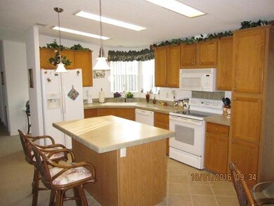 8101 SE 99th Trail, Okeechobee, FL 34974 - photo 3