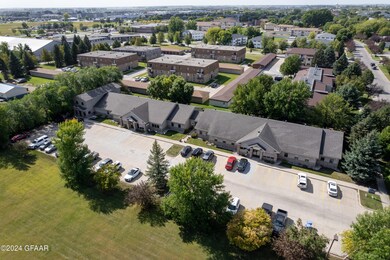 1551 28th Ave S, Grand Forks, ND 58201 - photo 2