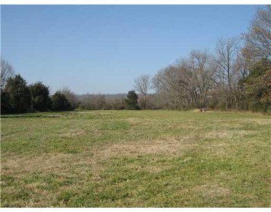 687 N Center St, Elkins, AR 72727 - photo 7