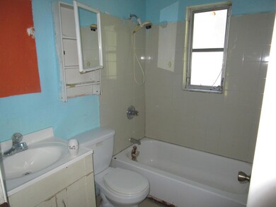 Full bathroom