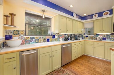 2109 Woodhill Rd, Edmond, OK 73025 - photo 2