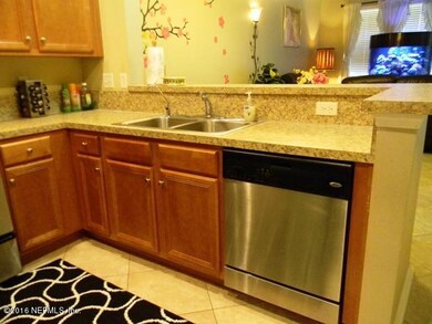 8858 Inlet Bluff Dr, Jacksonville, FL 32216 - photo 6