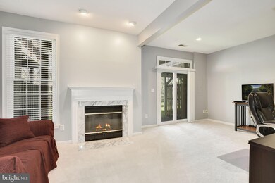 46779 Keswick Square, Sterling, VA 20165 - photo 6