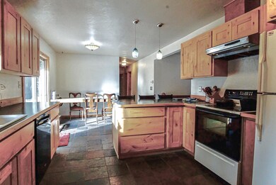 Kitchen 2