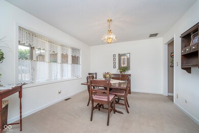 7302 Hidden Valley Dr, Plainfield, IN 46168 - photo 5