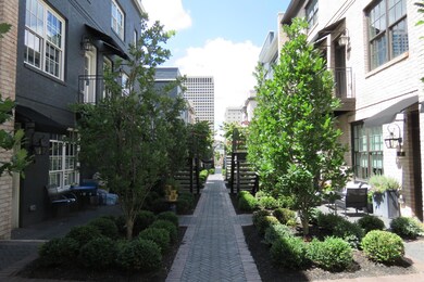 Private Courtyard Entrance