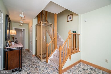 675 Niblick Ln unit 7, Wallingford, PA 19086 - photo 4