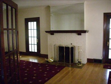 317 East Blvd, Elkhart, IN 46514 - photo 2