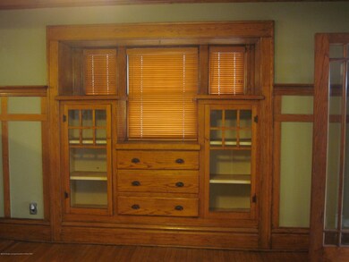 1715 S Genesee Dr, Lansing, MI 48915 - photo 7