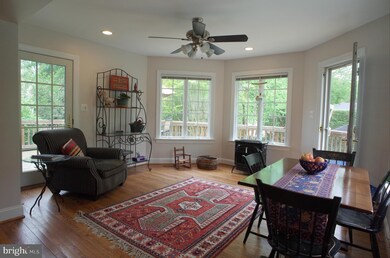 1012 Emerald Dr, Alexandria, VA 22308 - photo 7