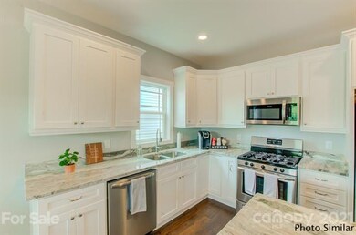 106 Leyland Cir unit 14, Hendersonville, NC 28792 - photo 7