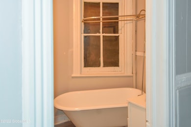 123 Clinton St, Albany, NY 12202 - photo 7