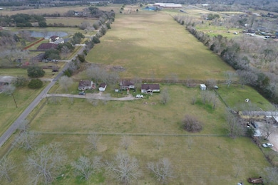 1307 County Road 857, Alvin, TX 77511 - photo 2