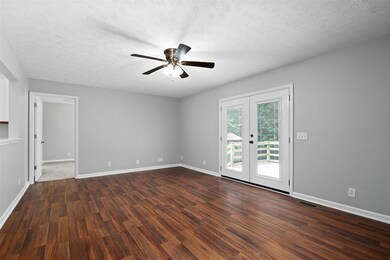 2026 Shawnee Ln, Greenbrier, TN 37073 - photo 4