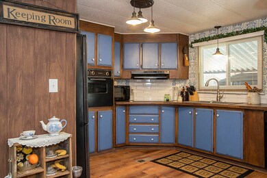 340 Beechwood Dr, Grants Pass, OR 97526 - photo 5