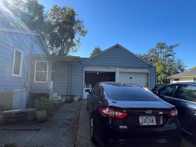 4300 NE 27th St, Des Moines, IA 50317 - photo 3