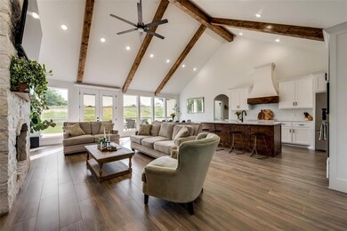 356 Scenic Wood Dr, Reno, TX 76020 - photo 5