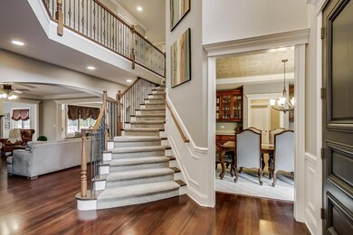 420 N Evergreen Ave, Elmhurst, IL 60126 - photo 2