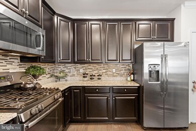 4839 Hiteshow Dr unit 101, Frederick, MD 21703 - photo 6