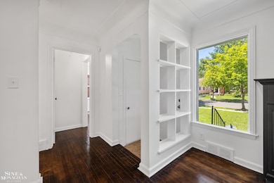 4154 Grayton St, Detroit, MI 48224 - photo 3