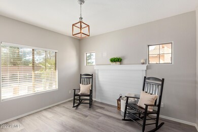 534 E Bartlett Way, Chandler, AZ 85249 - photo 6