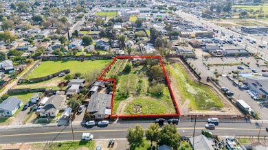 132 Pecos Ave, Modesto, CA 95351 - photo 5