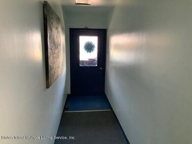 125 Cortelyou Ave unit 2-4, Staten Island, NY 10312 - photo 3