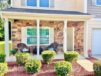 807 Jacobus Ct, Statesville, NC 28625 - photo 4